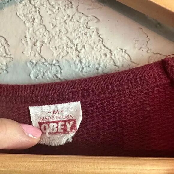 Obey Burgundy Women’s Crewneck Size Medium - Picture 3 of 4